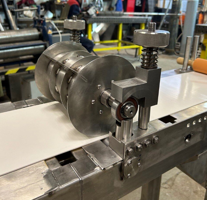 ЛАККК  Приборы столовые